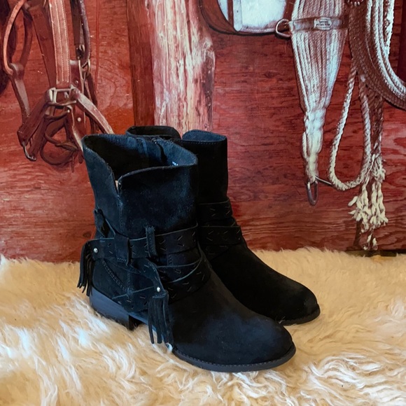 New Naughty Monkey suede boots - Picture 2 of 10